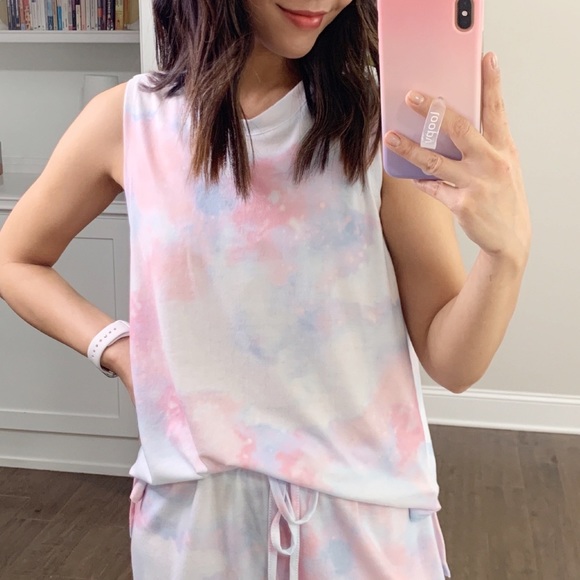 Dash of Pink Tops - Alexis Tie Dye Lounge Top in Pink + Blue